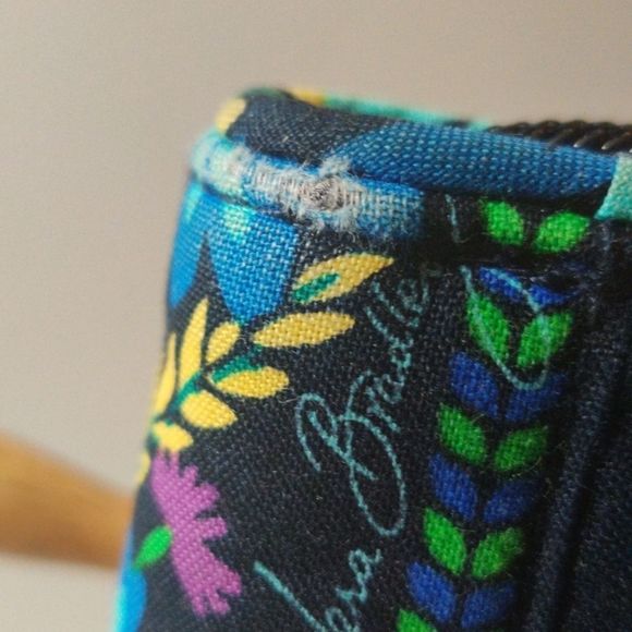 Vera‎ Bradley MidNight Blue and Black Hues Floral Clutch Wallet - Picture 7 of 16